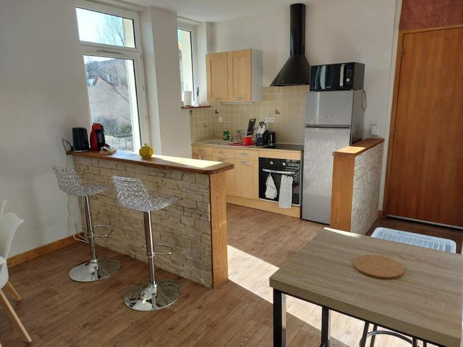 Appartement Proche Des Parcs Vichy Extérieur photo